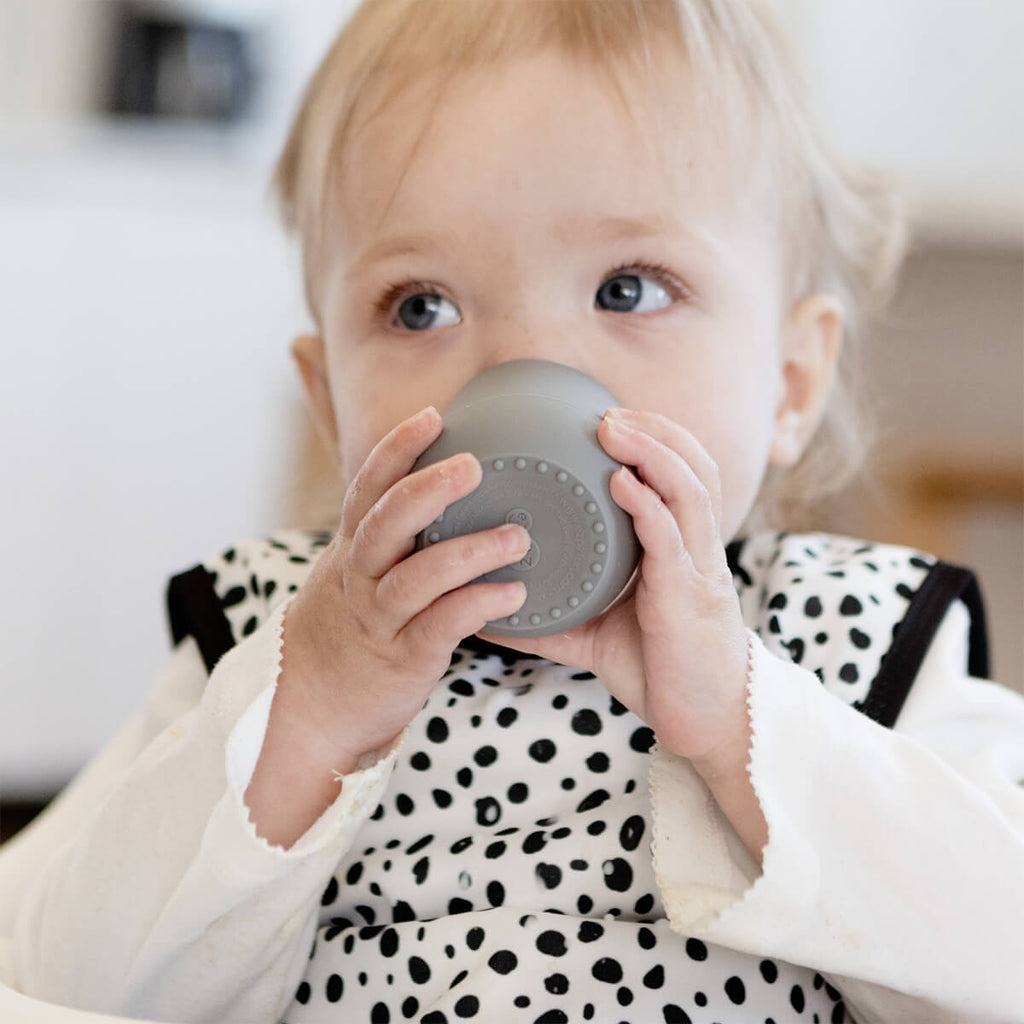 Tiny Cup by ezpz - infanttech